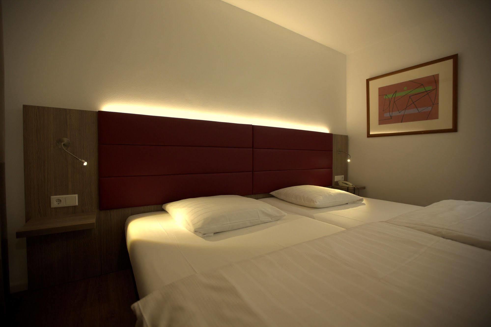 Airport Hotel Walldorf Mörfelden-Walldorf Kültér fotó