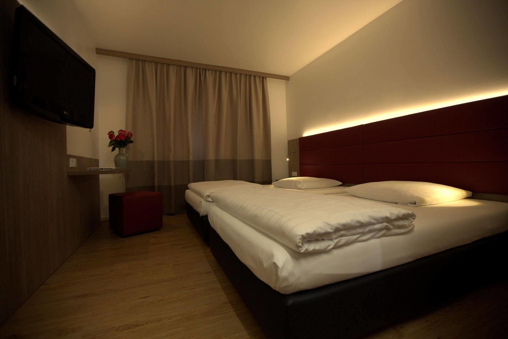 Airport Hotel Walldorf Mörfelden-Walldorf Kültér fotó